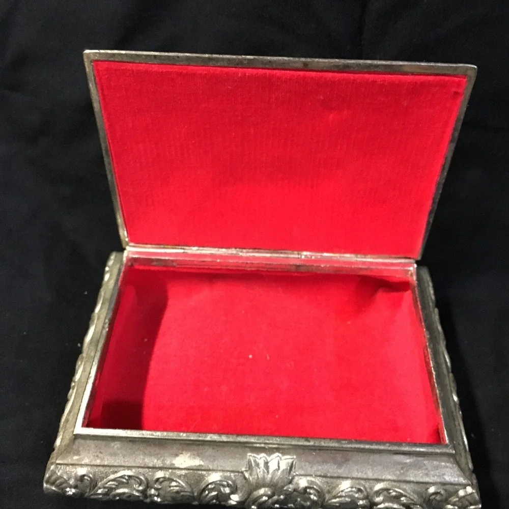 VTG Footed Metal Jewelry Trinket Box Silver Tone Filigree Red Velvet Lined Japan